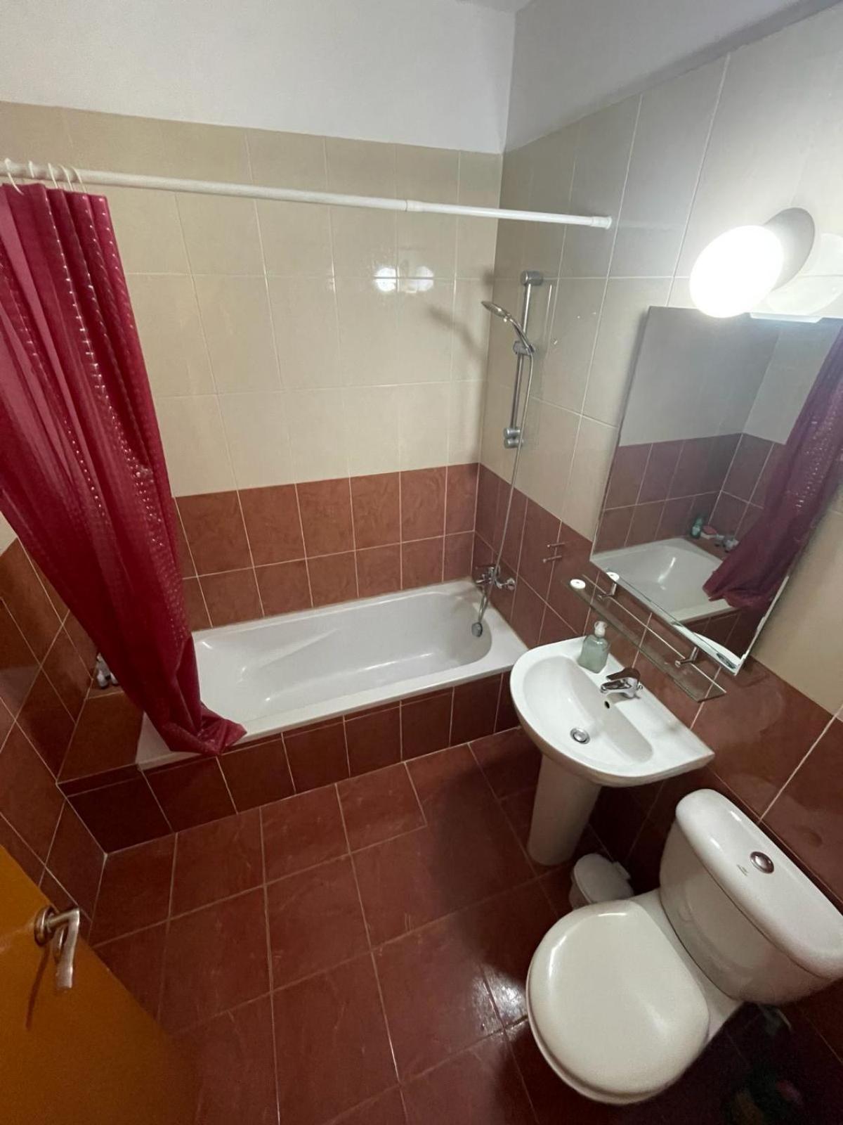 Vip Resort Apartment On Makenzie Beach Larnaca Luaran gambar