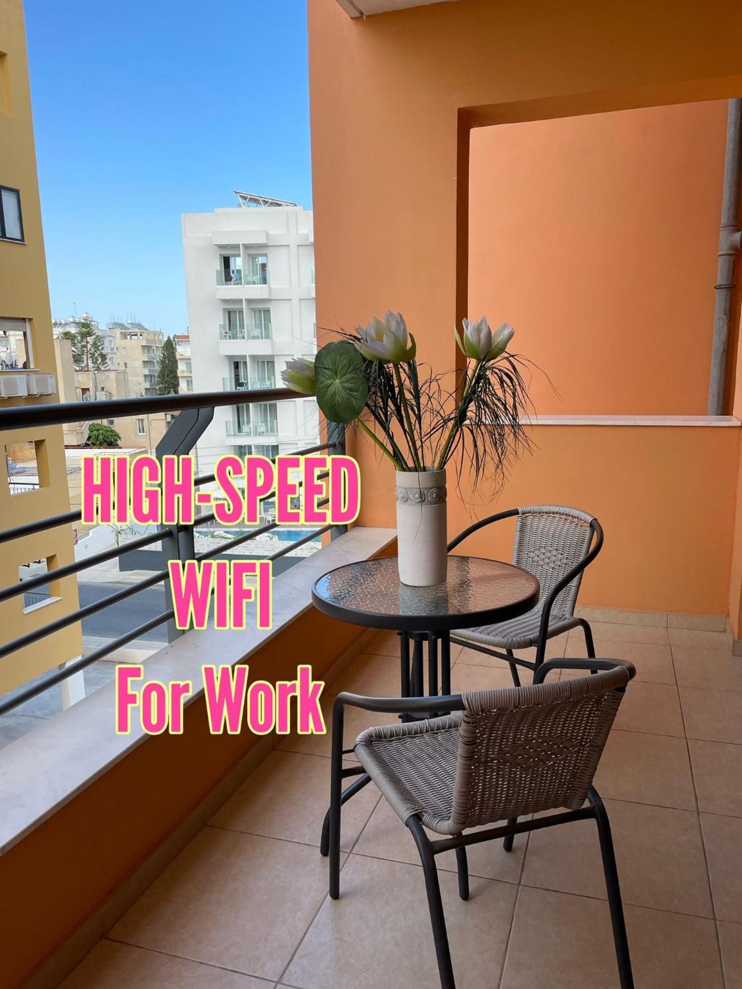 Vip Resort Apartment On Makenzie Beach Larnaca Luaran gambar